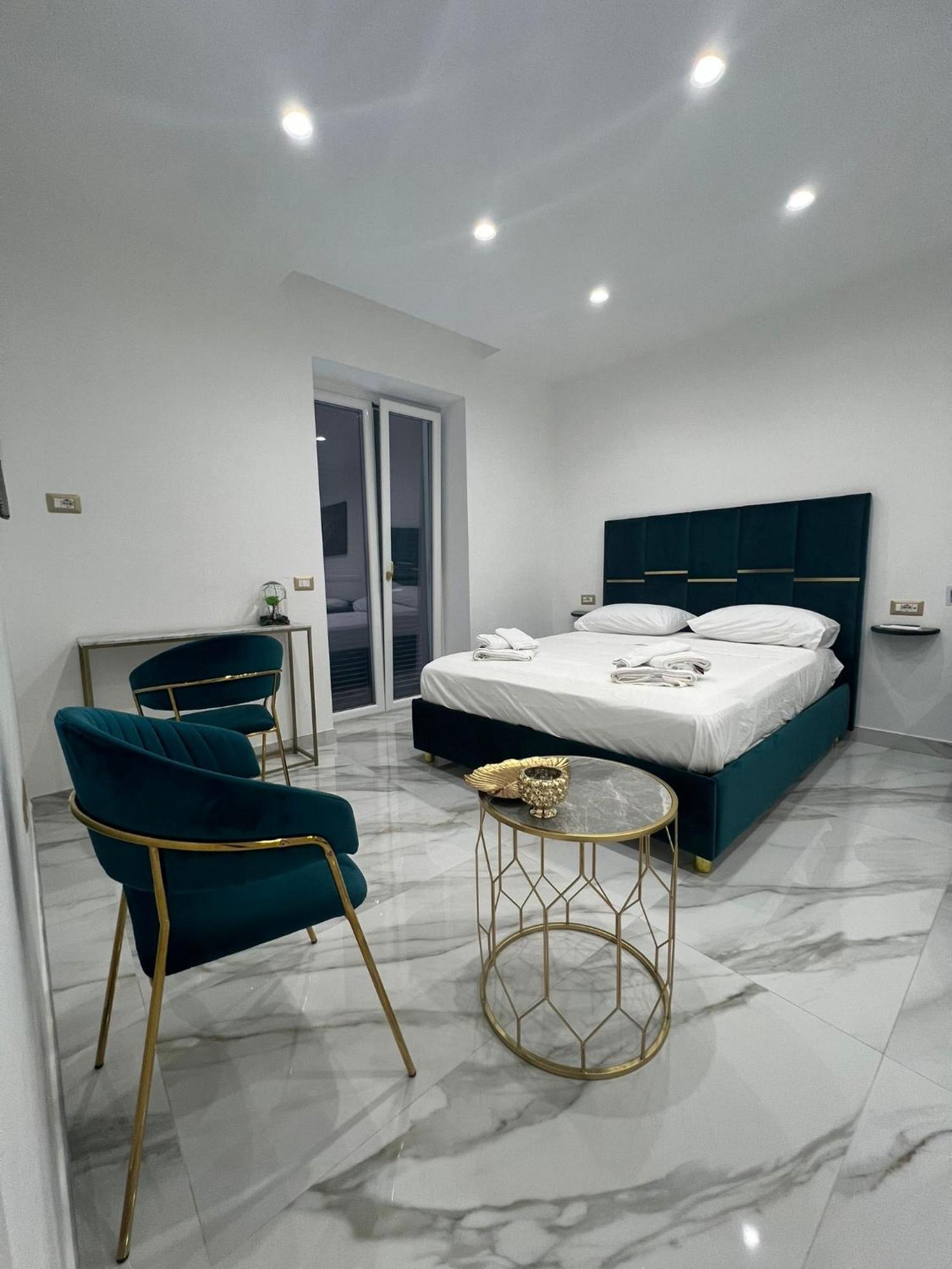 Hotel Familia Neapol Exteriér fotografie