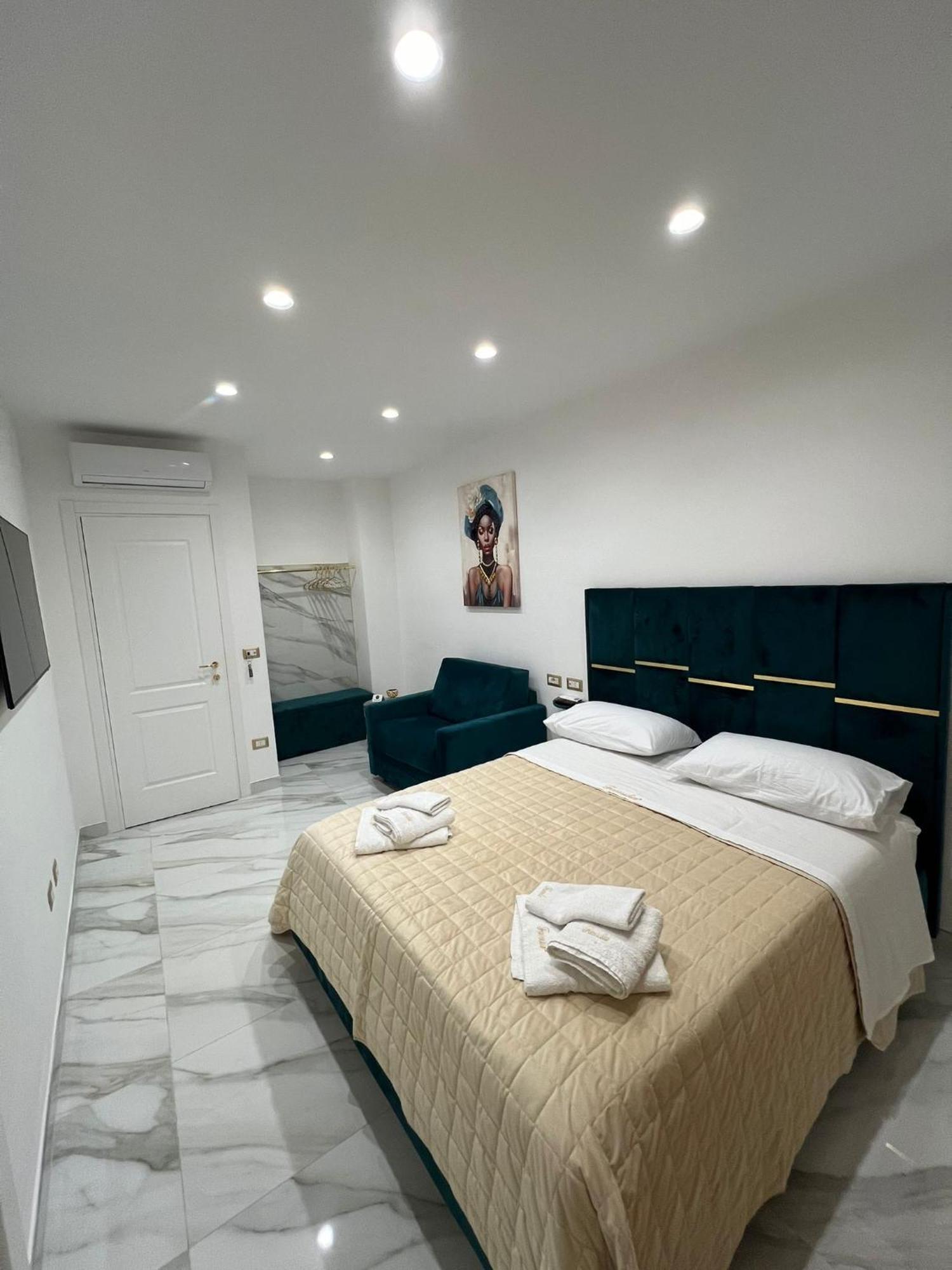 Hotel Familia Neapol Exteriér fotografie