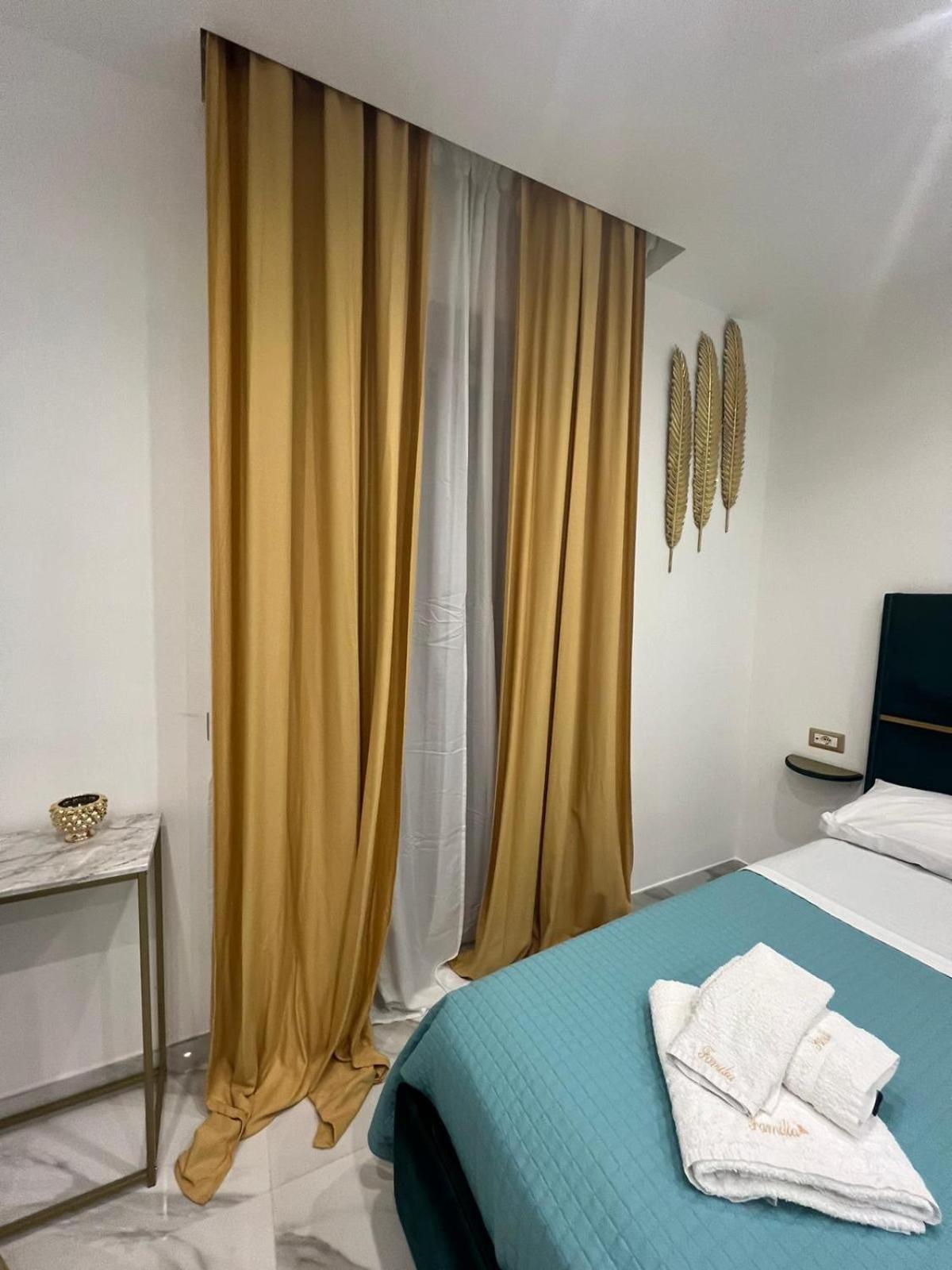 Hotel Familia Neapol Exteriér fotografie